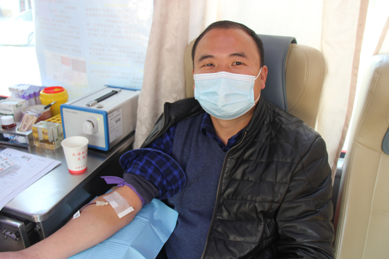 血液是生命的禮物——中國(guó)聯(lián)通安康市分公司、安康大數(shù)據(jù)運(yùn)營(yíng)有限公司聯(lián)合開(kāi)展冬季應(yīng)急獻(xiàn)血活動(dòng)